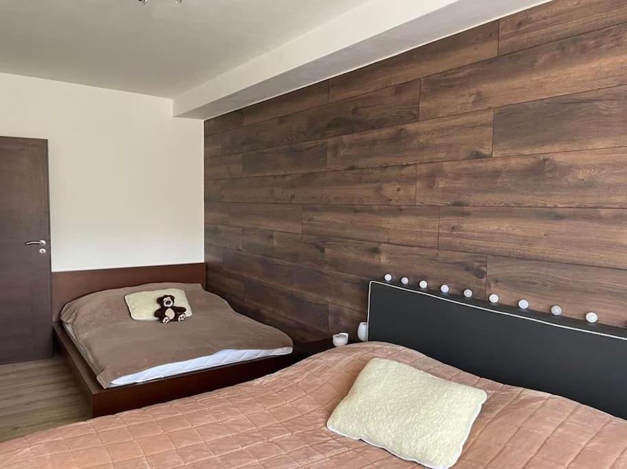 Apartman S Nadhernym Vyhladom Na Tatry Veľký Slavkov Eksteriør bilde